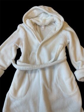 GAP Kids Cream Hooded Plush Robe with Belt